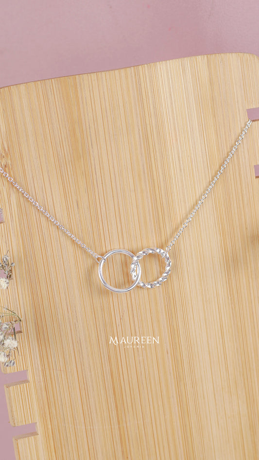 Collar aro enroscado y aro liso crusados - Plata