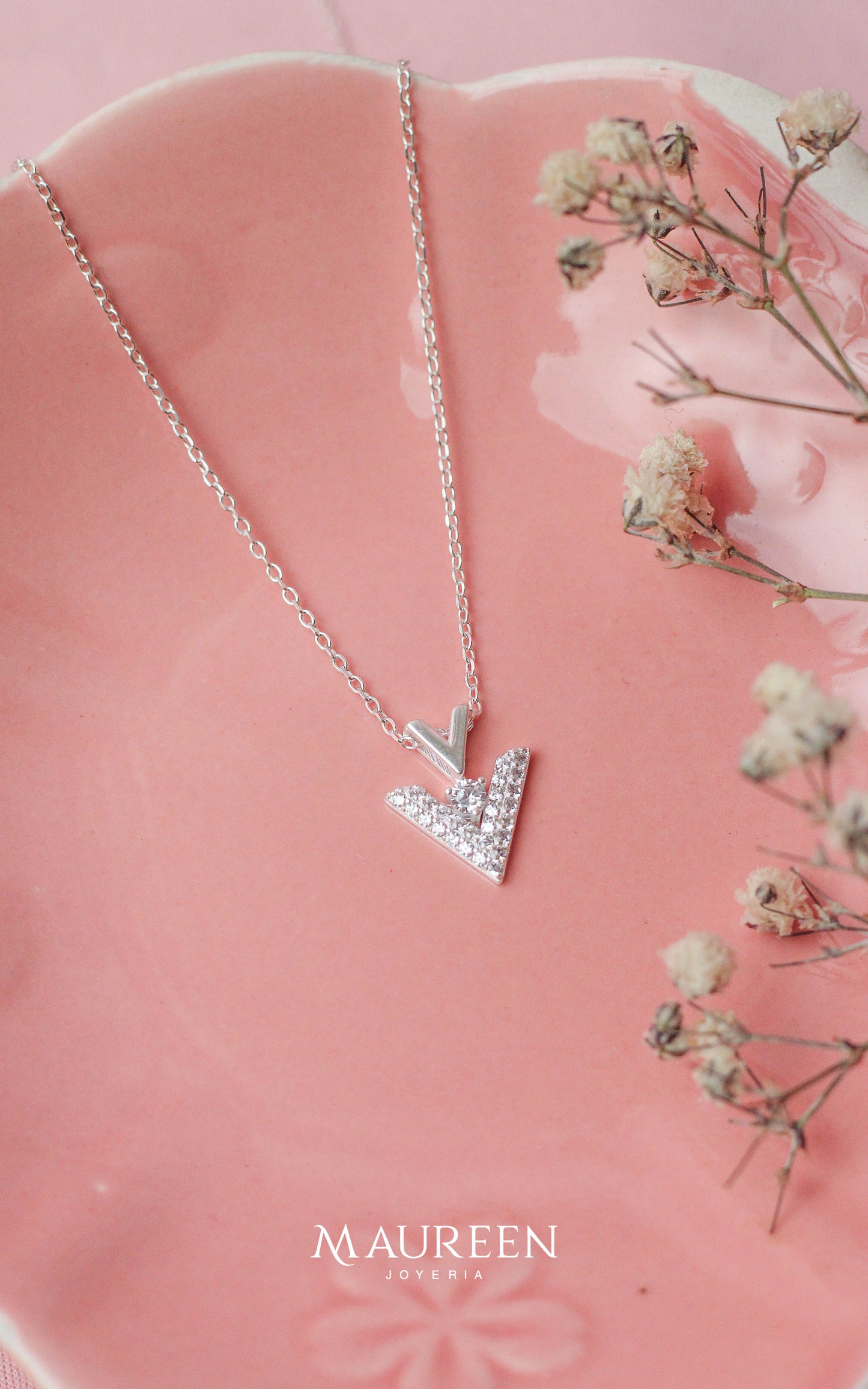 Collar V doble liso y con circones - Plata