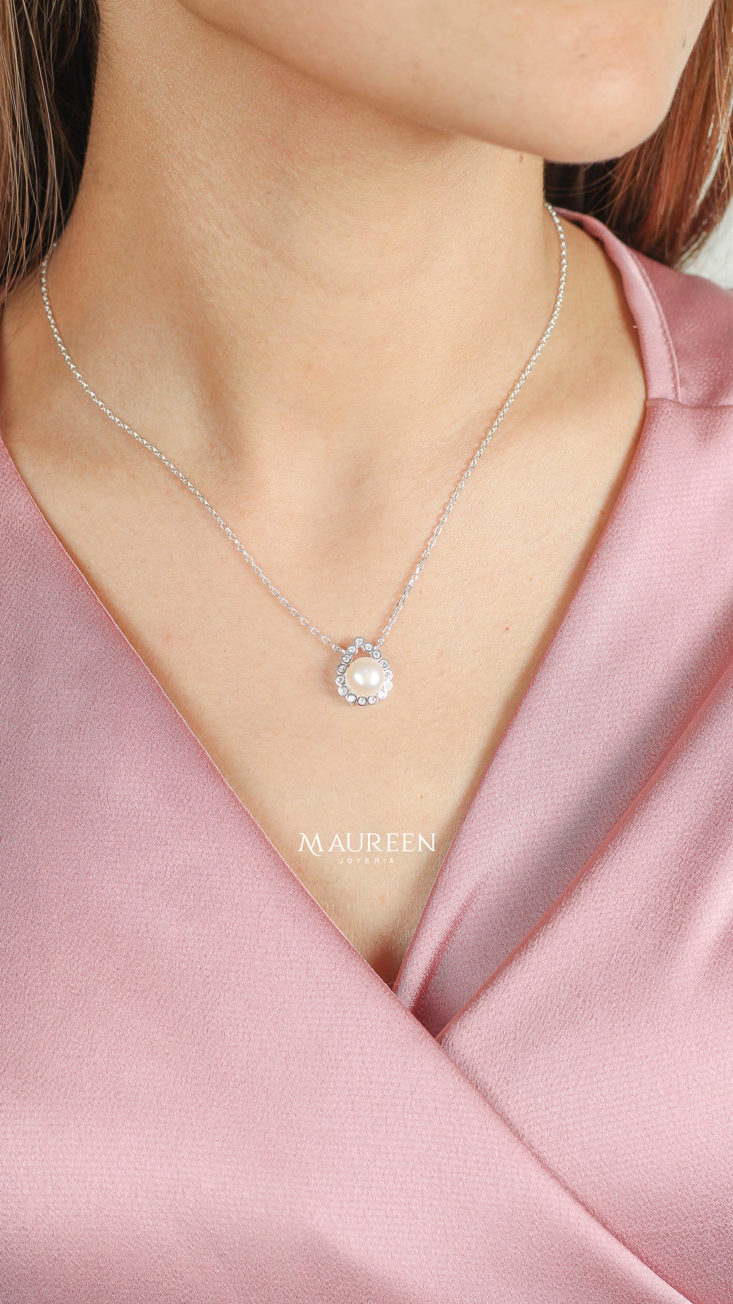 Collar perla gota con circones  - Plata