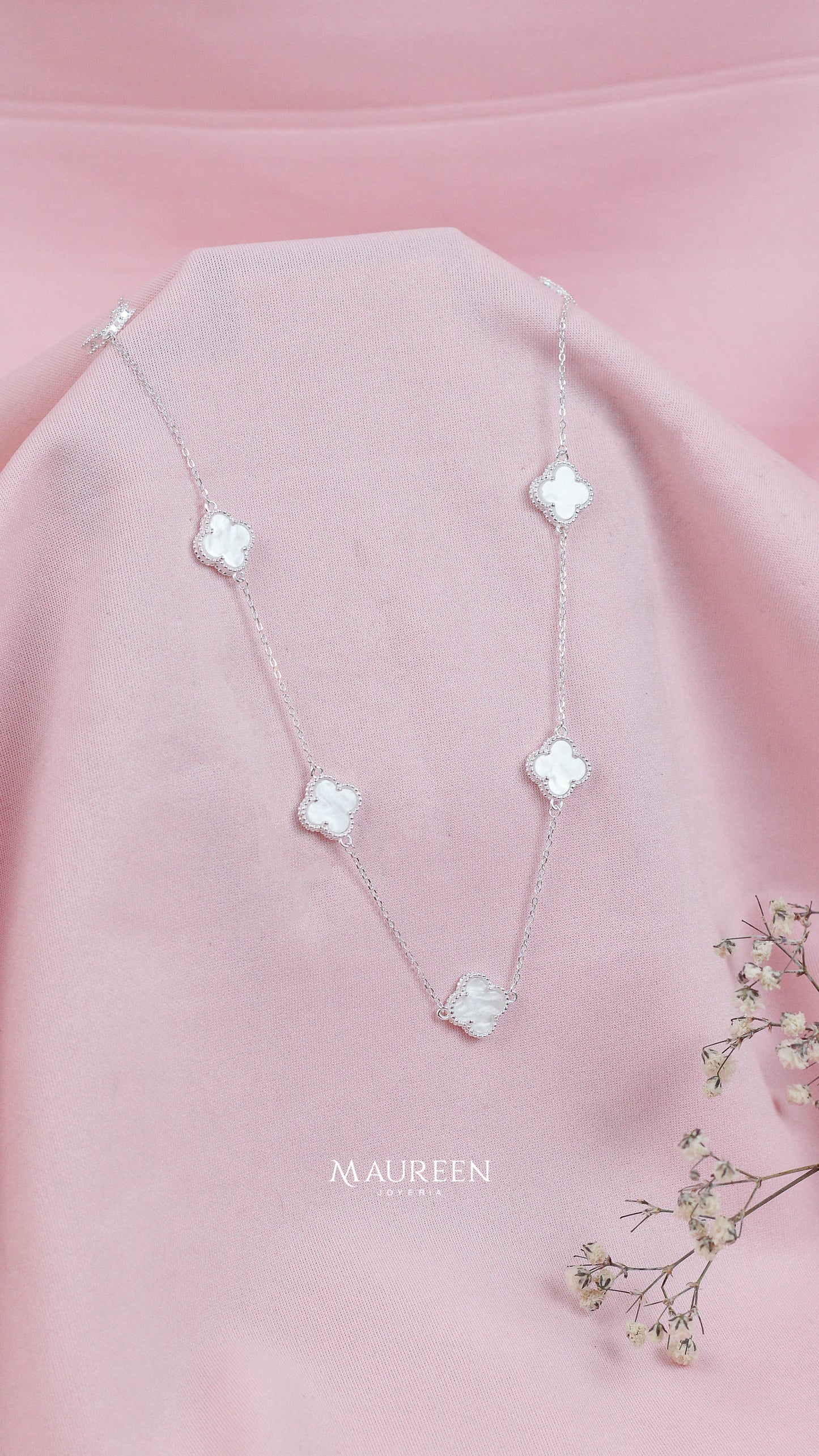 Collar VAN blanca  - Plata