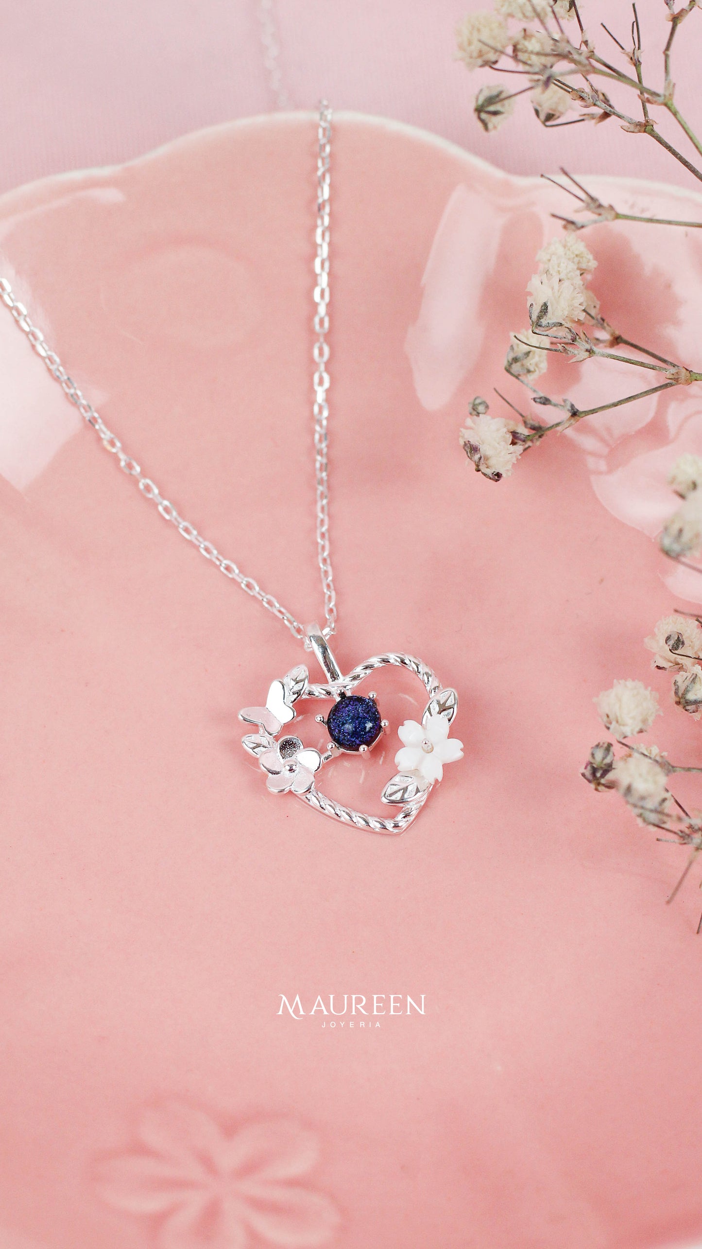 Collar corazon, flor de nacar y piedra lunar   - Plata