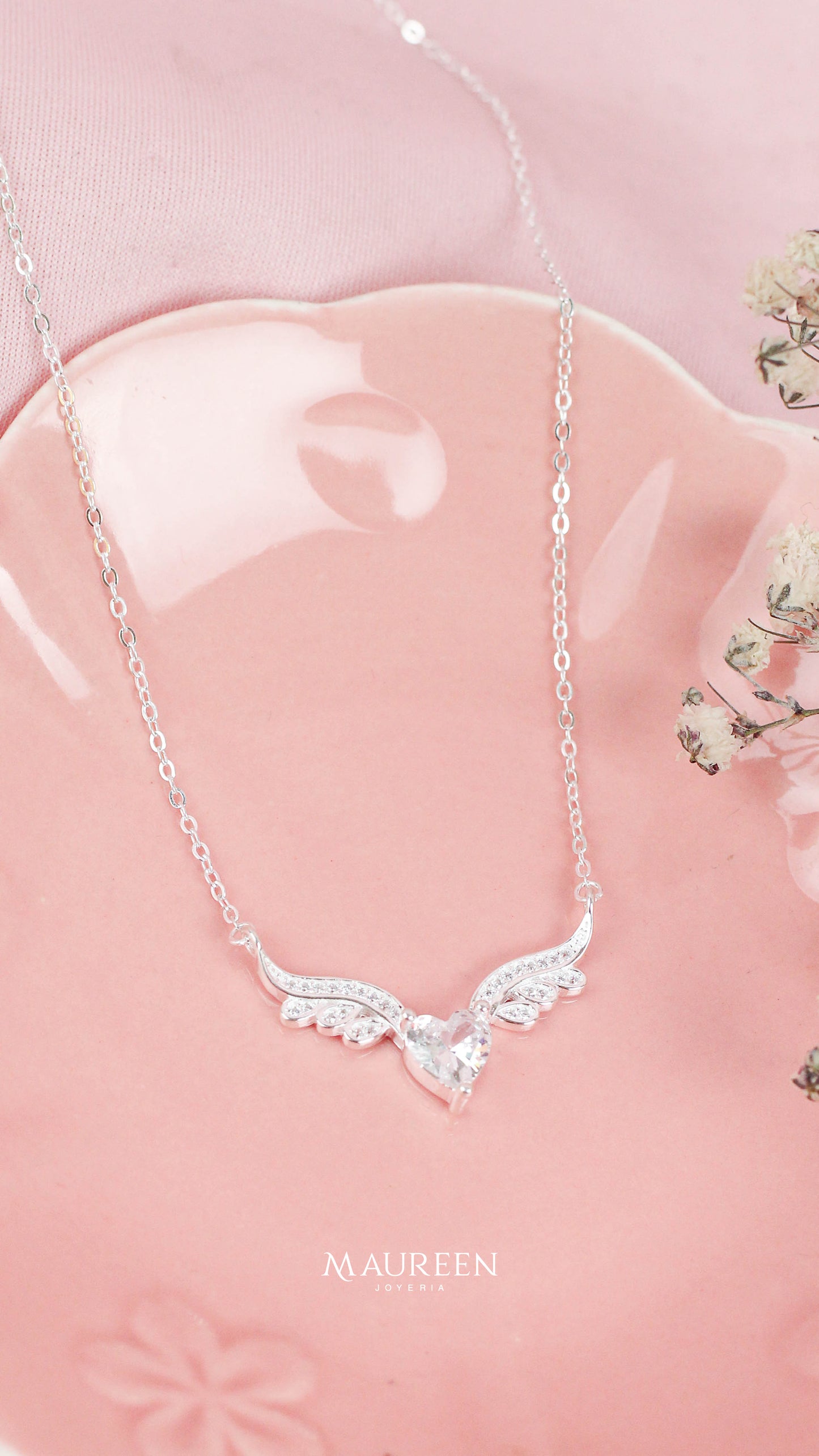 Collar corazon con alas con circones - Plata