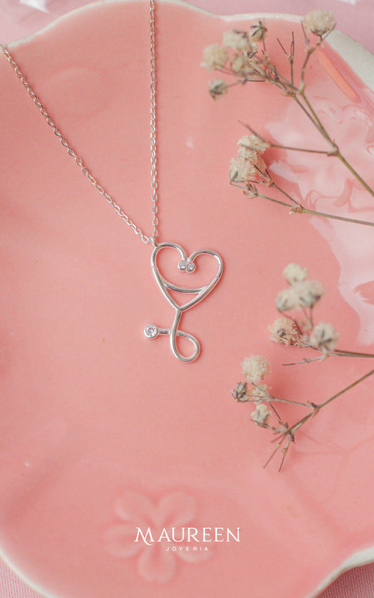 Collar estetoscopio corazon - Plata