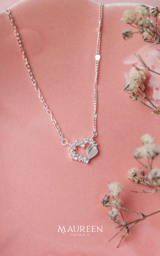 Collar corazon con circones y corazon liso - Plata
