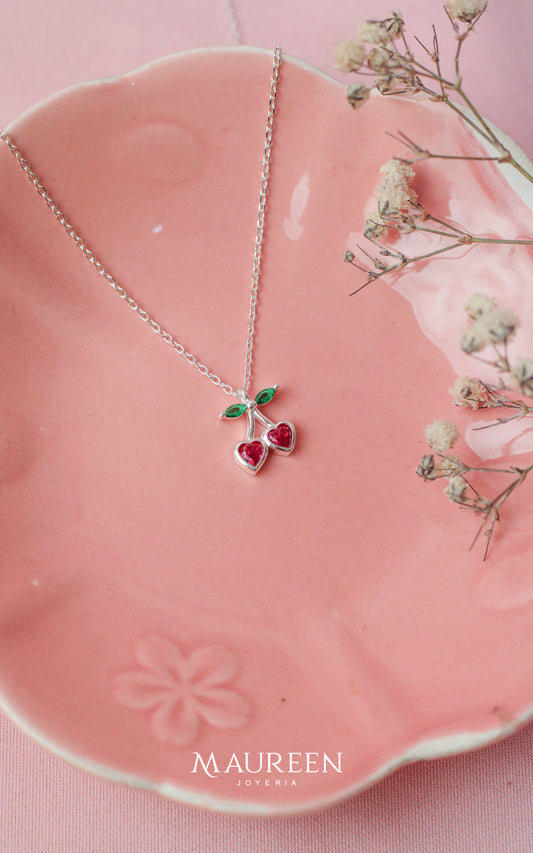 Collar cerezas forma de corazon - Plata