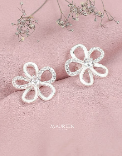 Arete flor calada circones borde blanco - Plata