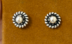 Aretes pegados media bola- plata