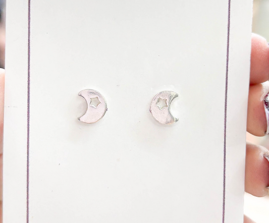 Arete pegado luna con estrella interna - Plata