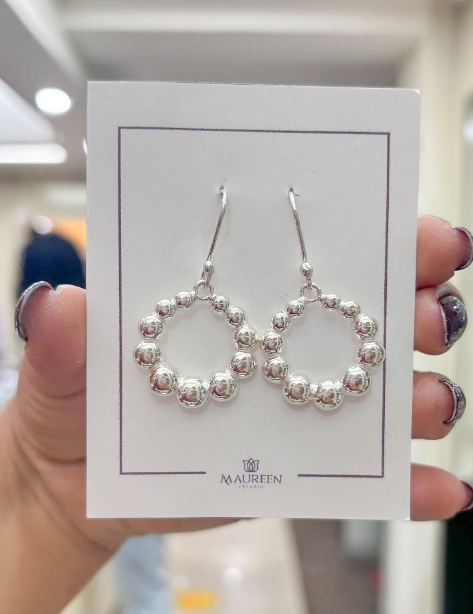 Arete circular esferas grandes y pequeñas colgante - Plata