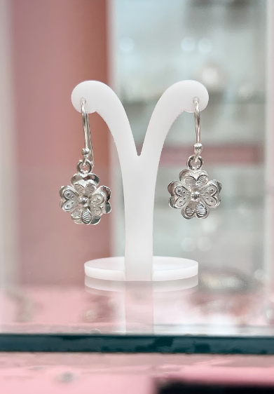 Arete doble flor levantada colgante - Plata