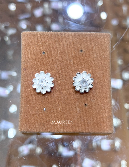 Arete piedra circon flor - Plata