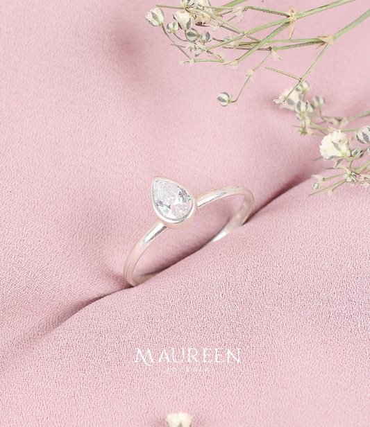 Anillo gota con circon blanco - Plata
