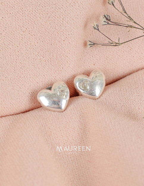 Arete corazon liso y circon corazon al lado- Plata
