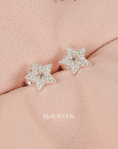 Arete estrella calada con circones pegado - Plata