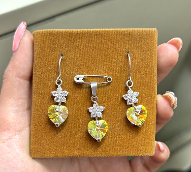 Juego corazon tornasolado y flor - Plata