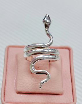 Anillo serpiente lisa cola S - Plata