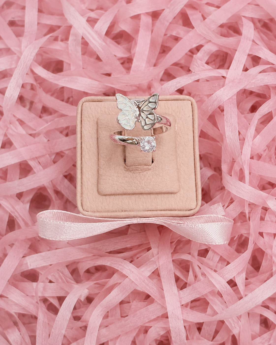 Anillo ajustable mariposa con circon  - plata