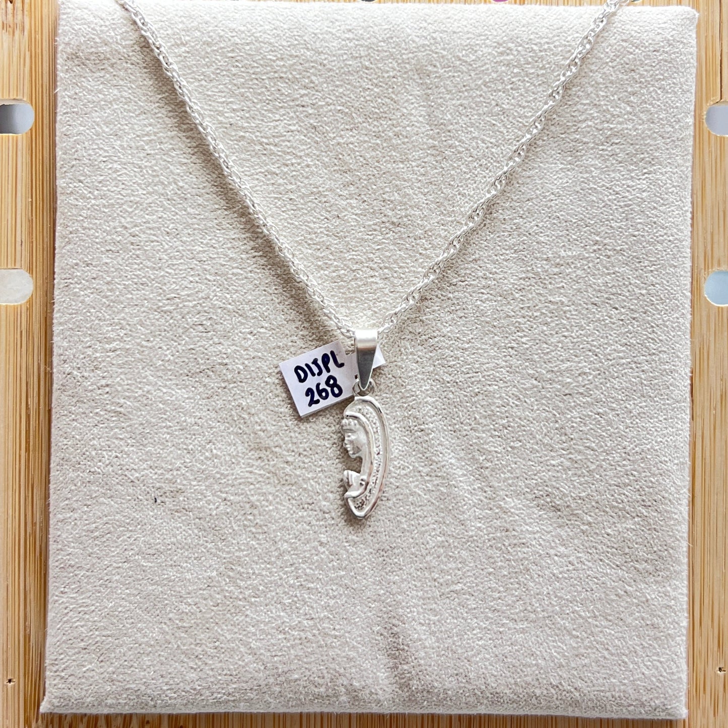 Dije Virgen Madona silueta - plata