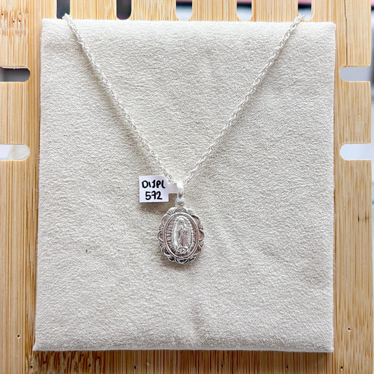 Dije Virgen de Guadalupe con borde flor- Plata
