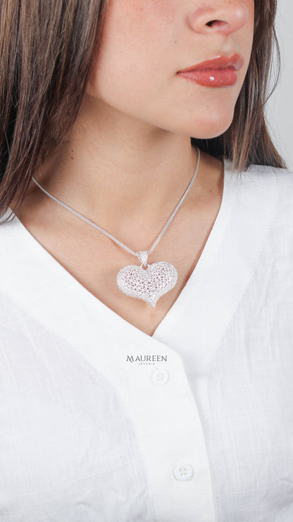 Dije corazon bombacho tejido grande