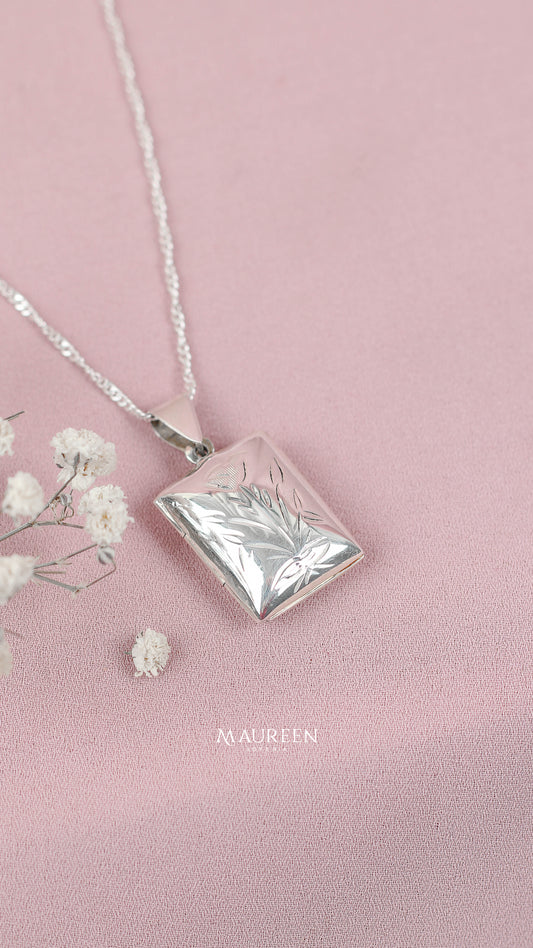 Dije relicario rectangular con una rosa - plata