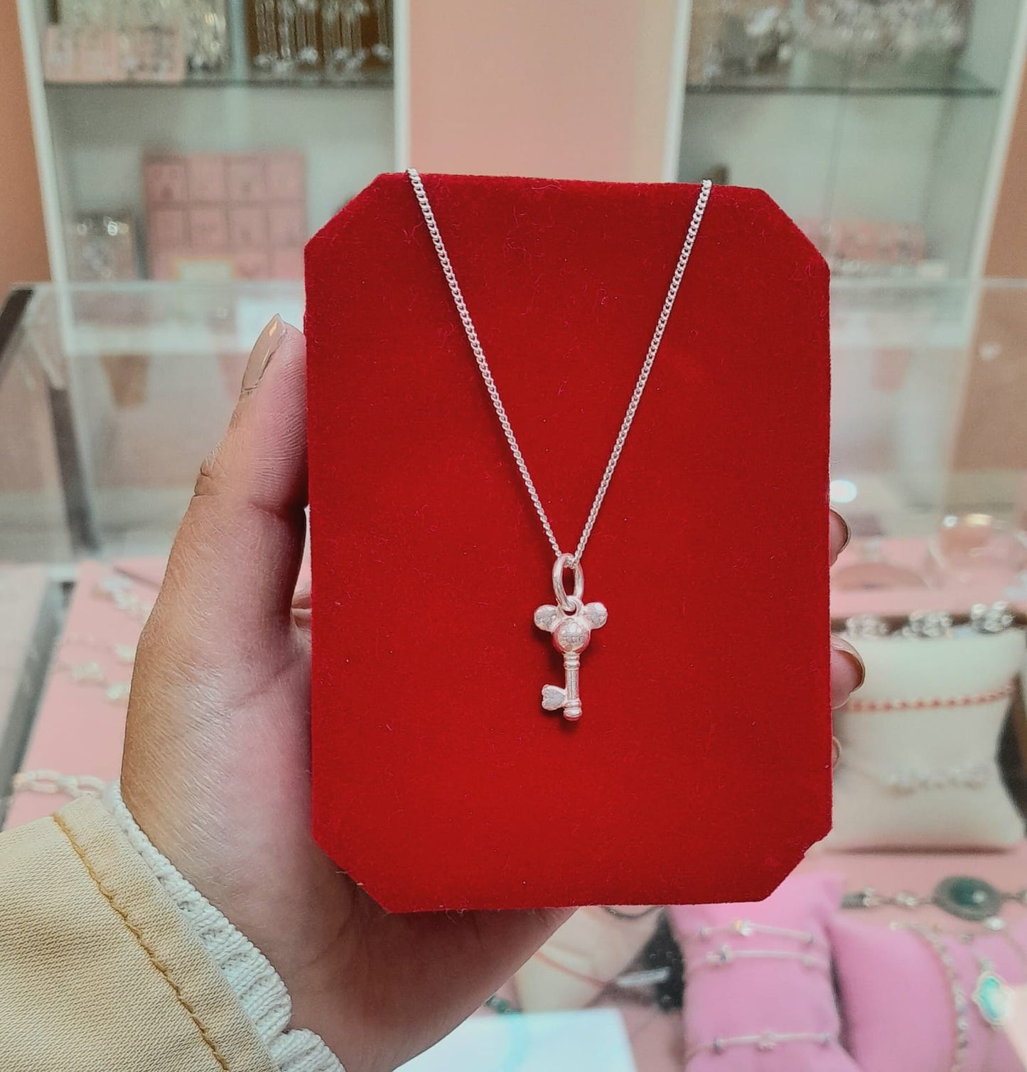 Dije llave de mickey mouse - Plata