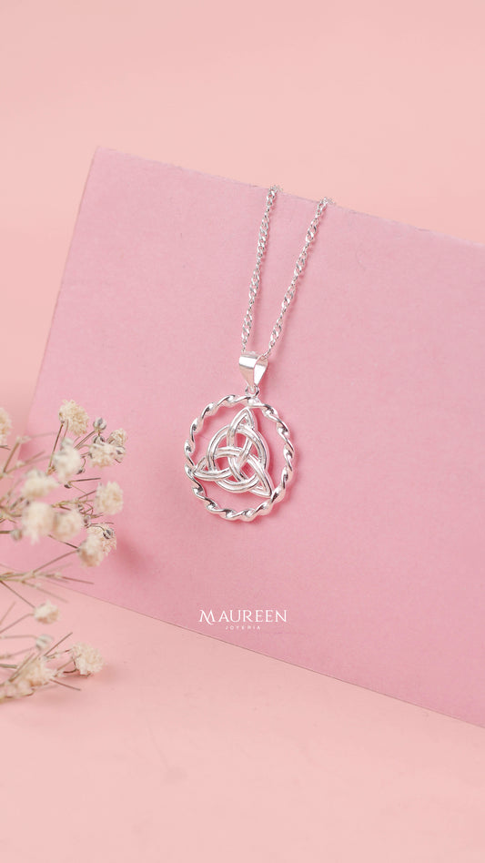 Dije nudo de bruja entorchado -  Plata