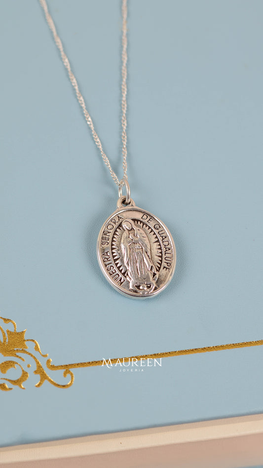 Dije Virgen de Guadalupe - Plata quemada