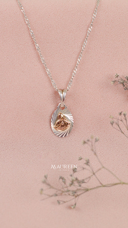 Dije gota con Sagrado Corazon de Jesus - Plata/Oro