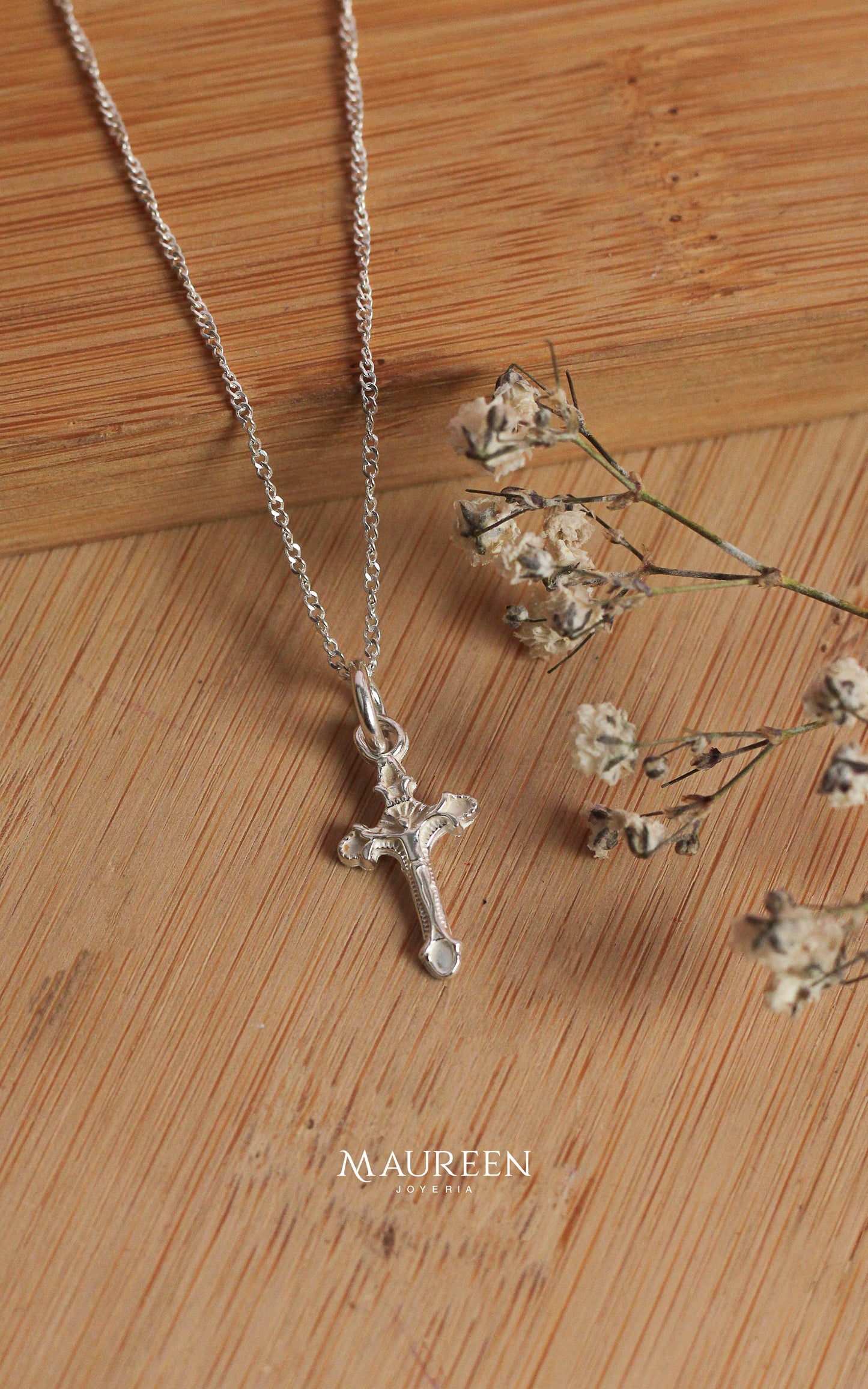 Dije mini cruz jesucristo - plata