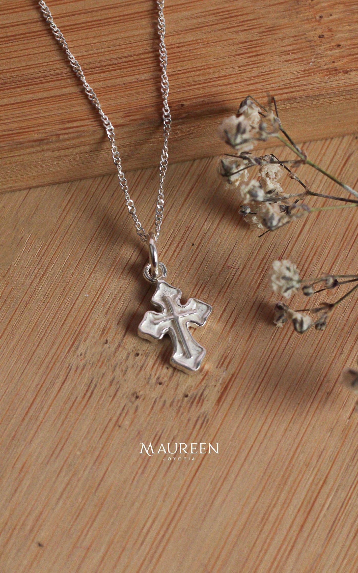 Dije mini cruz triangular raya - plata