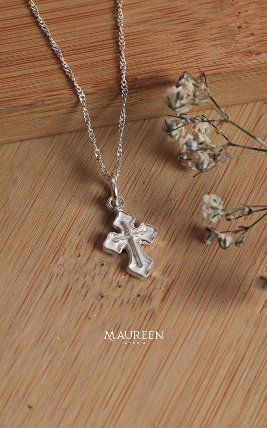 Dije mini cruz triangular raya - plata