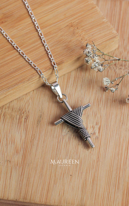 Dije cruz manto - plata quemada