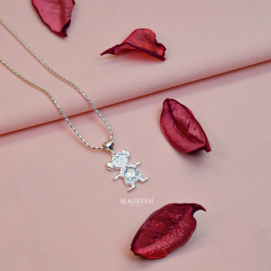 Dije niña piedra blanca - Plata