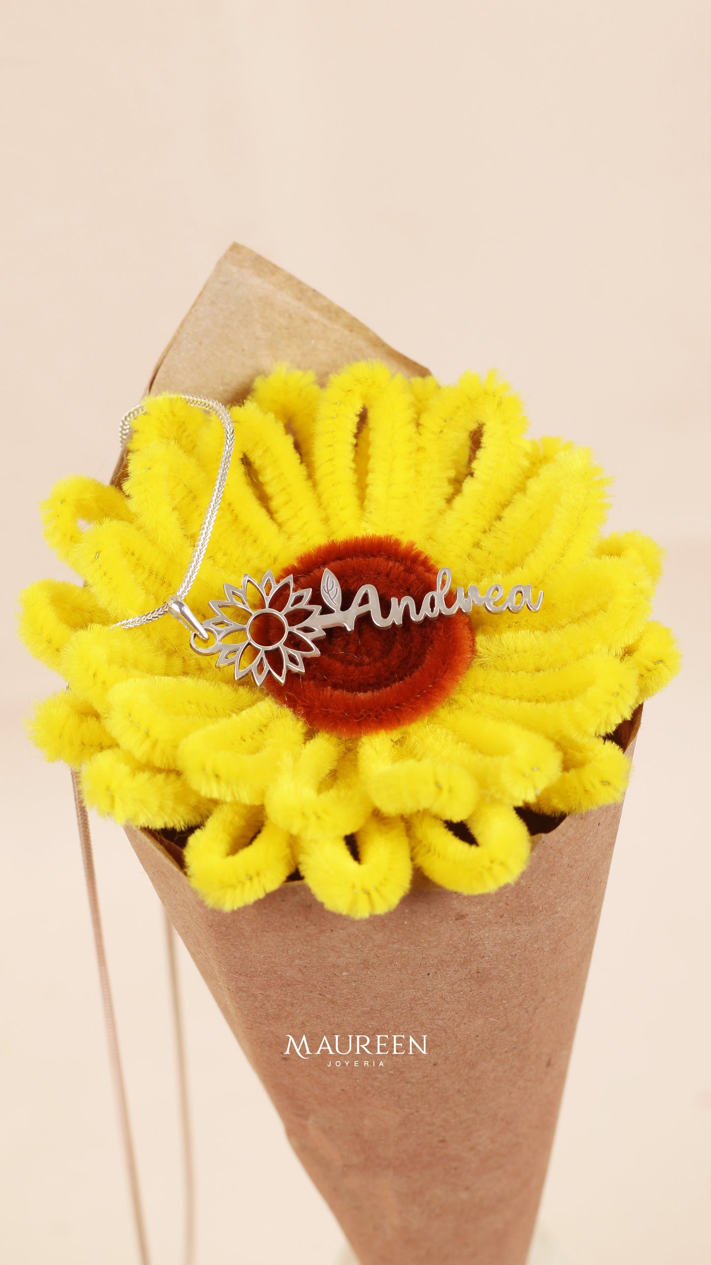 Dije de girasol personalizado -  Plata
