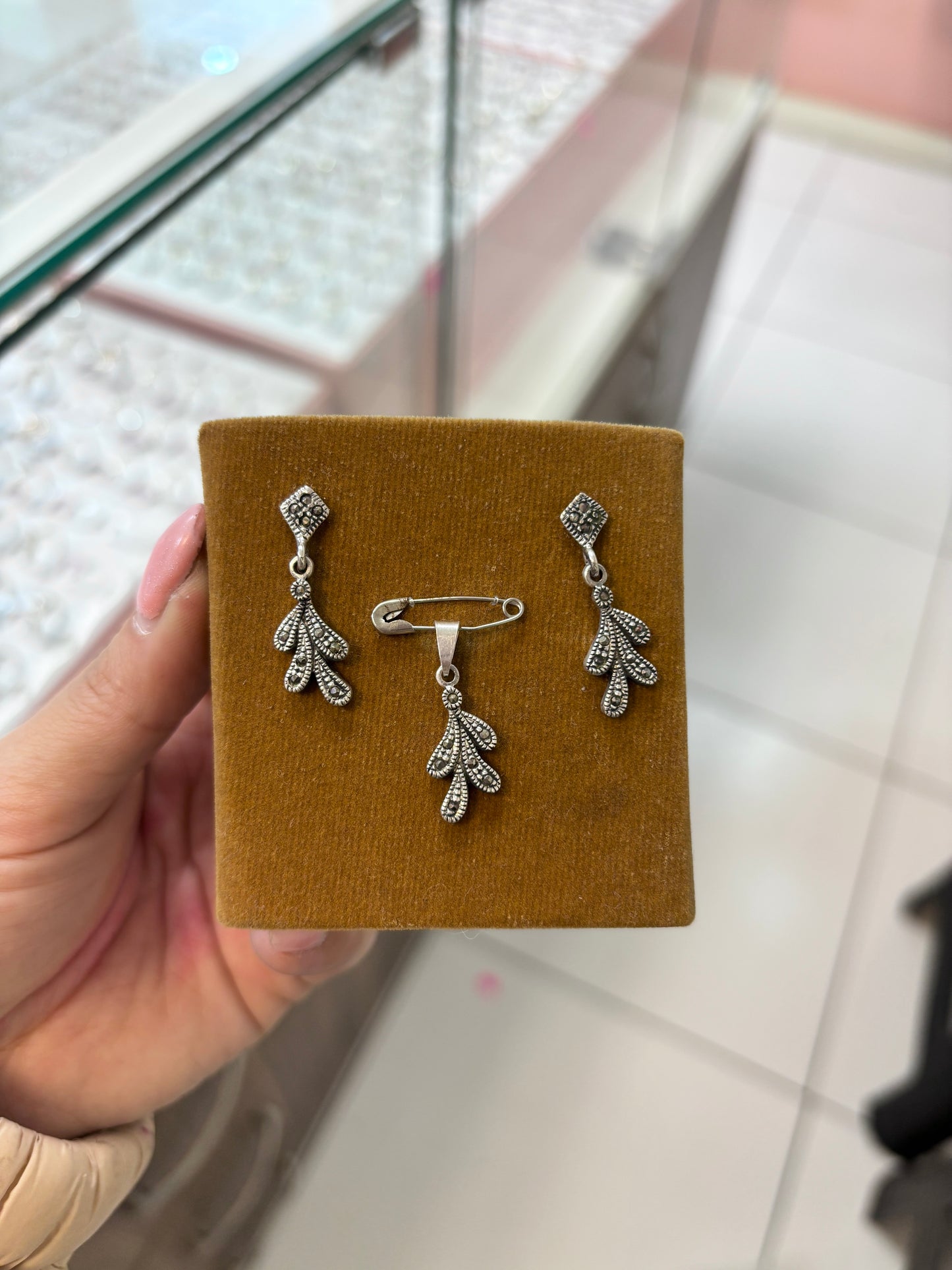 Juego marquesita hojas pegado - Plata