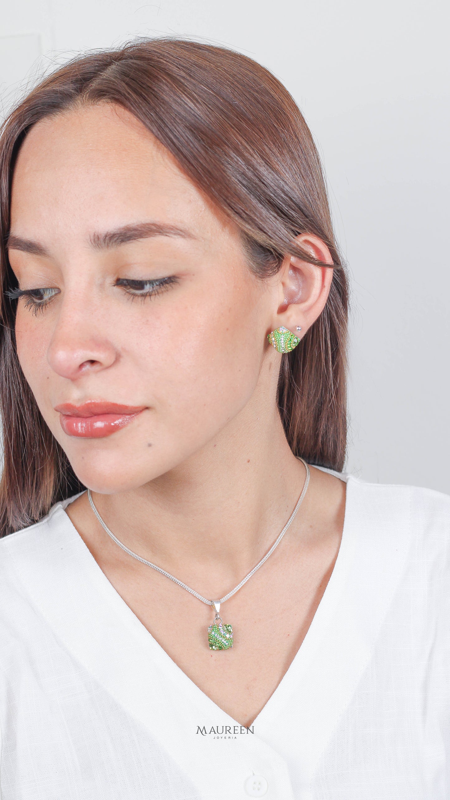 Juego cuadrado verde con circones pegado - Plata