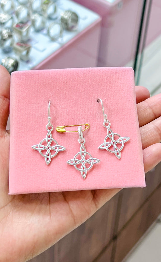 Juego nudo de bruja colgante - Plata