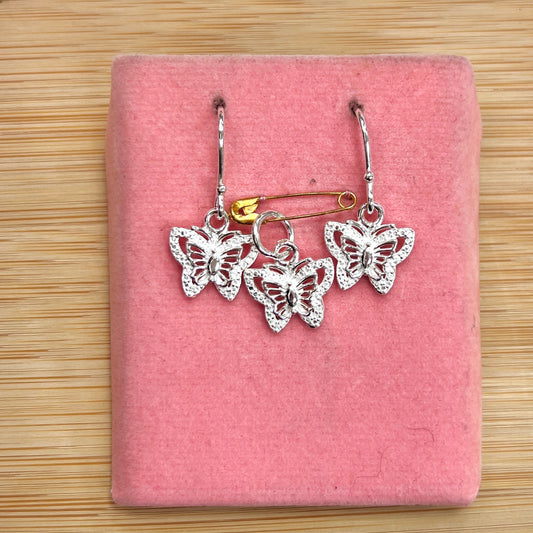 Juego mariposa contorno martillado colgante - plata