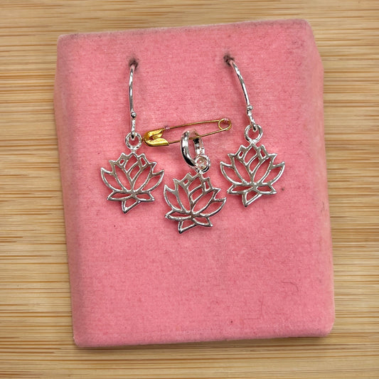 Juego flor de loto calada colgante - plata