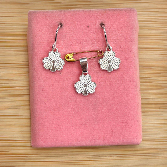 Juego trebol petalos con puntos colgante - plata