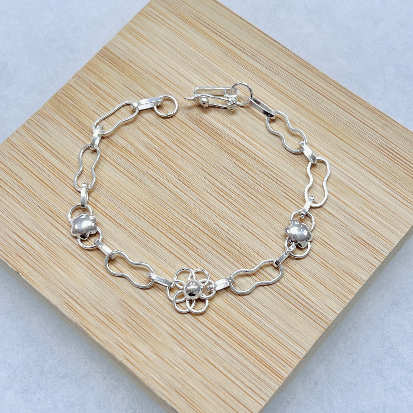Pulseras delgadas con formas diversos modelos - plata