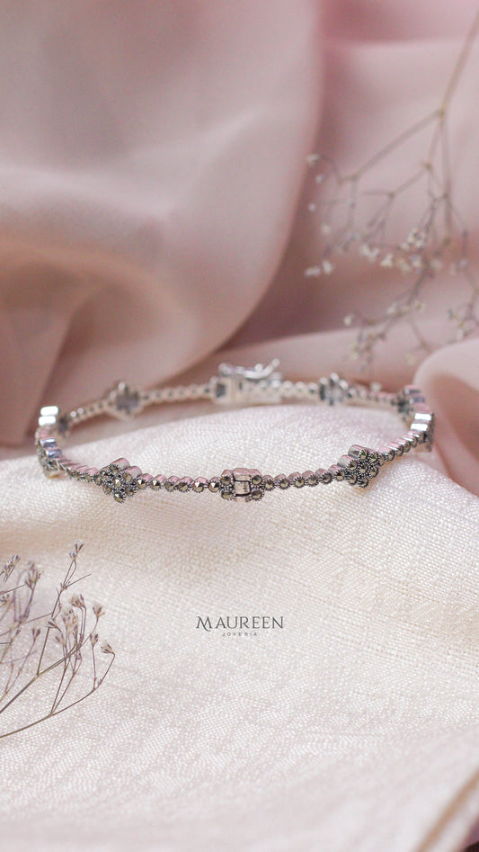 Puñera  marquesitas 8 flores - plata