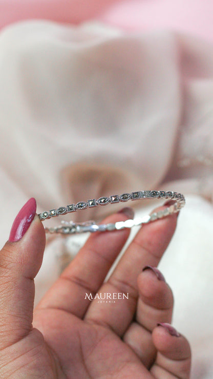 Puñera marquesita cuadrado y hoja - plata