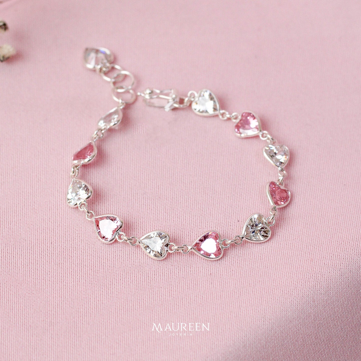 Pulsera corazon circones de color - plata