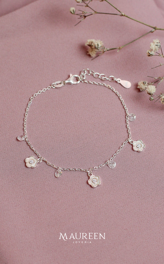 Pulsera dijes flores de nacar - Plata