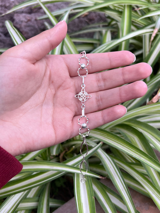 Pulsera nudo de bruja doble circulo entorchado - Plata