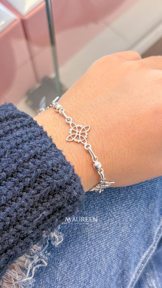 Pulsera nudo de burja calado y esferas grande - plata