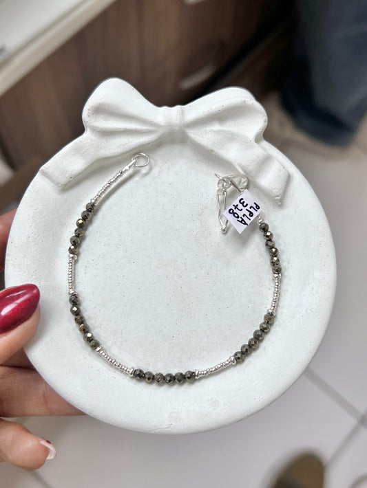 Pulsera 6 pirita y shakiras - Plata