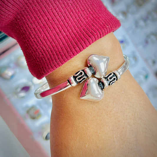 Puñera corazones bombachos enrosque - plata quemada